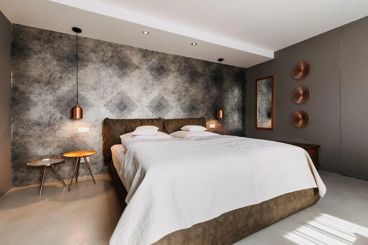 Villa Bricola - Boutique Apartments Karlowe Wary