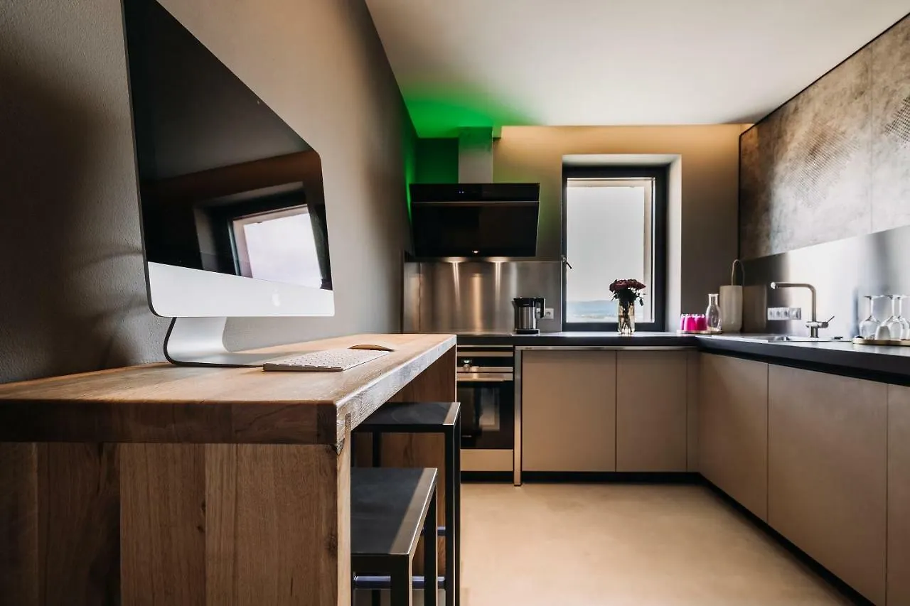 Villa Bricola - Boutique Apartments Karlowe Wary 4*,  Czechy