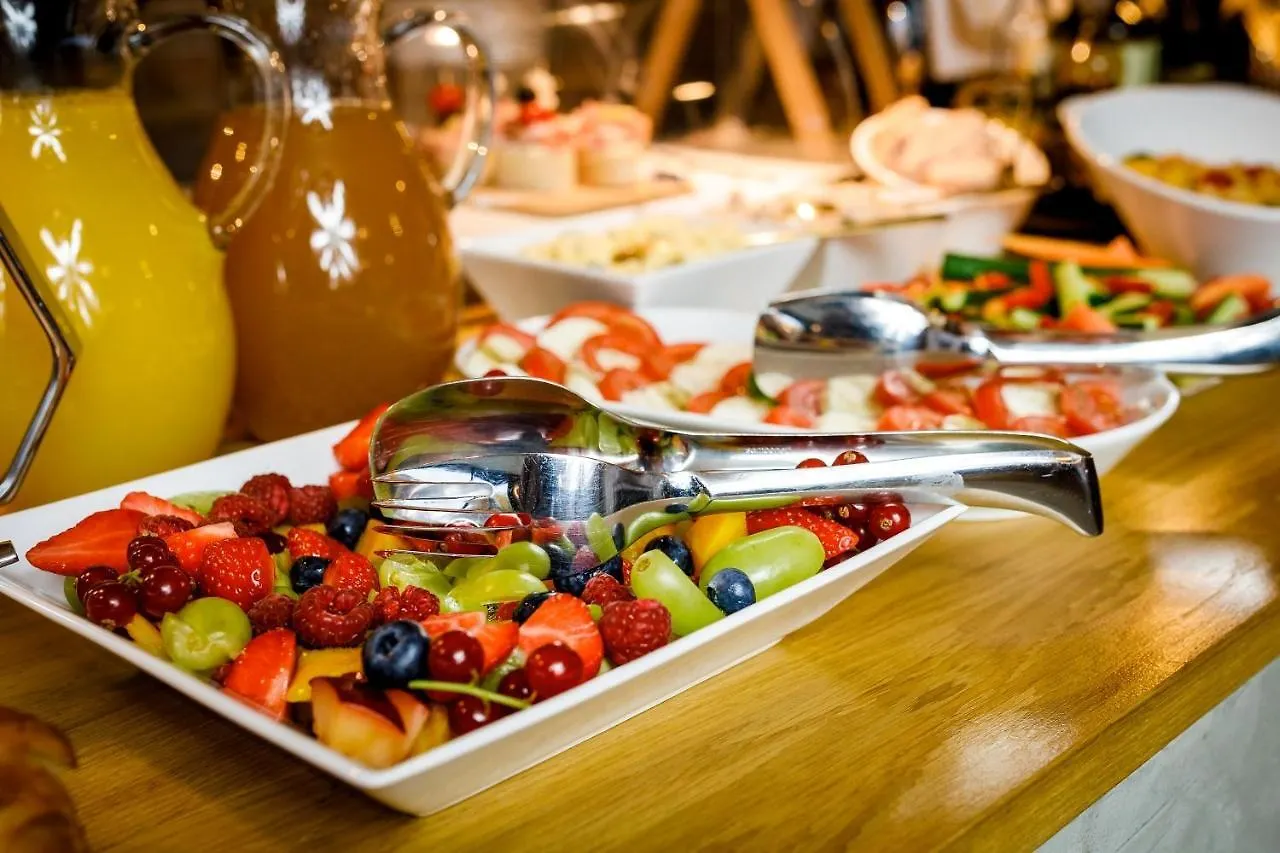 Villa Bricola - Boutique Apartments Karlowe Wary 4*,  Czechy